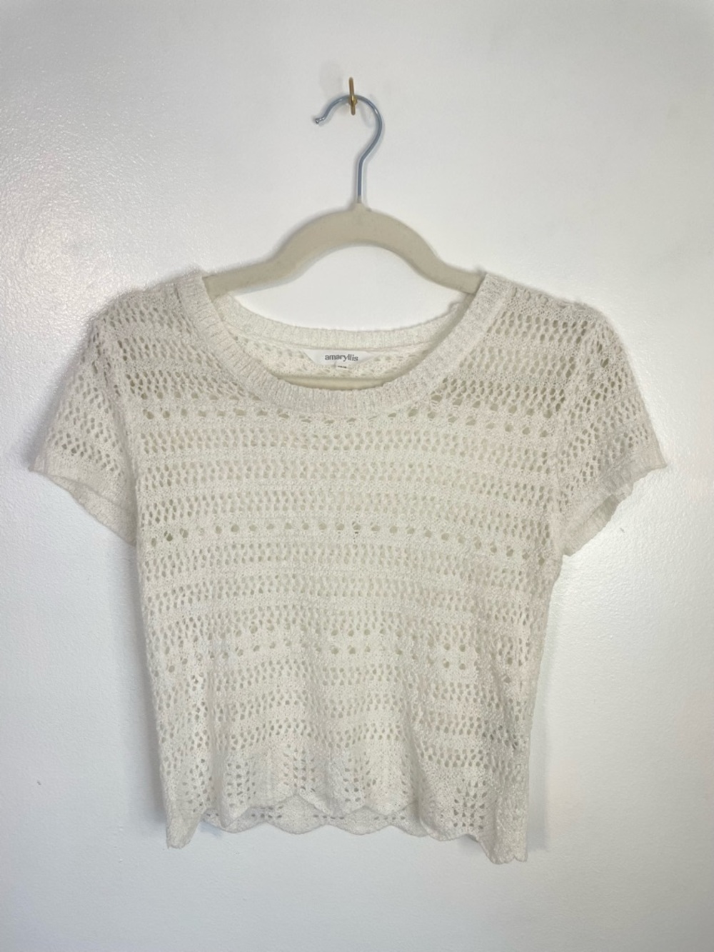 amaryllis white crochet short sleeve top xs/s